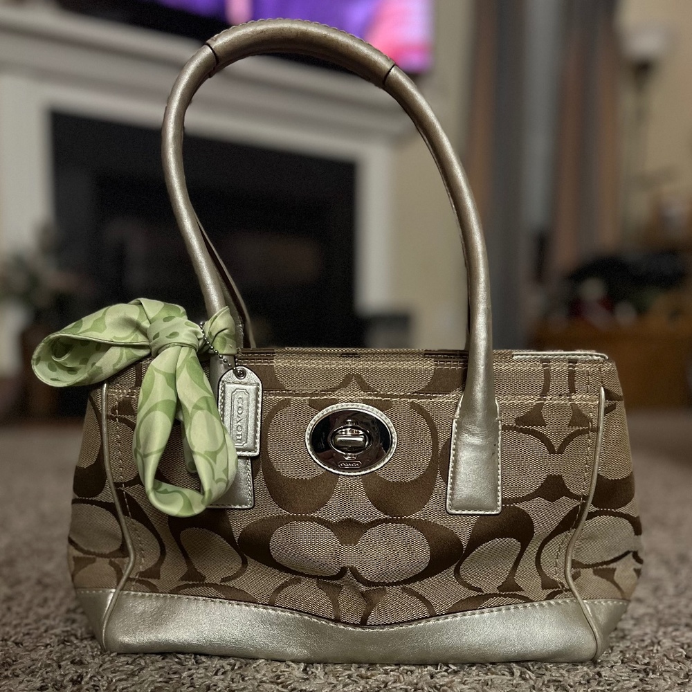 Coach Hampton Madeline Signature Canvas & Leather Purse